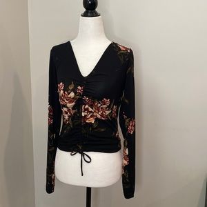 Dynamite‎ Floral Blouse